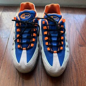 NIKE AIRMAX 95 ACG MOWABB

Men’s size 12